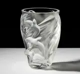 Lalique, Martinets Vase