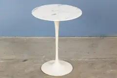 Eero Saarinen, 'Tulip' Side Table, 1974, Marble