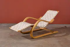 Alvar Aalto, Cantilevered Chaise Lounge, 1980s, Birch