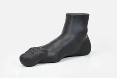 'UP7 (Il Piede)' Sculptural Foot by Gaetano Pesce, 2000, sold Dec 2025
