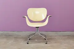 George Nelson, MMA (Swag Leg) Chair, ca. 1958, Molded fiberglass