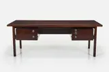 Arne Vodder, Executive Desk