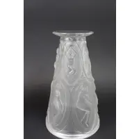 René Lalique, Signed "Camee" Vase