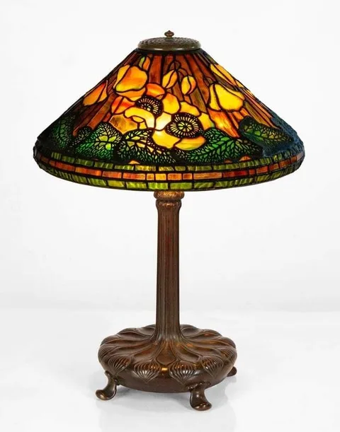Tiffany Studios, Poppy Table Lamp, 1910, Leaded glass