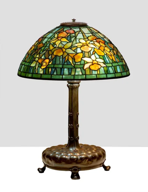 Tiffany Studios, Daffodil Lamp, 1910, leaded glass and bronze