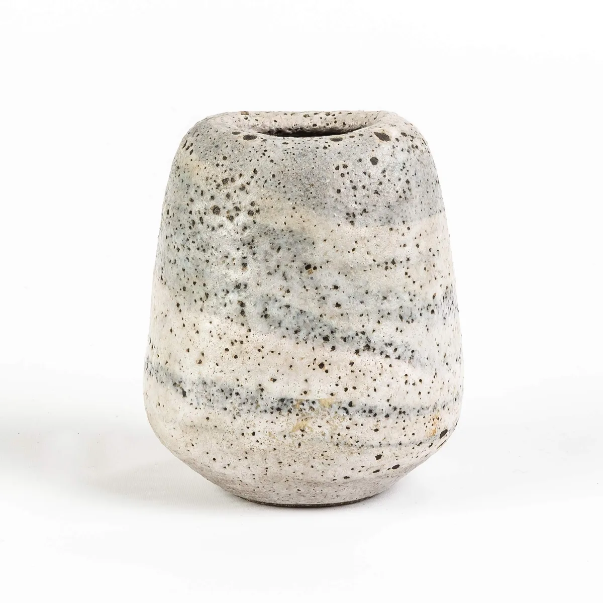 Potato Pot by Lucie Rie, sold Sep 2017