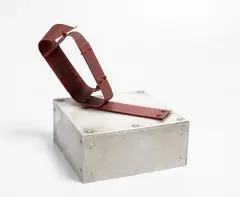Navegante by Édgar Negret, 1985, Escultura en aluminio pintado. Ejemplar 8 de 30, sold Feb 2024