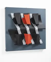 Máscara by Édgar Negret, 1994, Aluminio pintado., sold Nov 2023