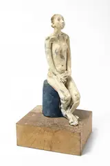 Freda Sargent, [Mujer], [1992], Terracota (barro blanco y rojo con óxido de hierro).