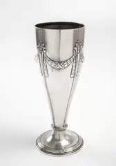 Plata punzonada ley 800 by Florero Liberty, Plata punzonada ley 800, sold Oct 2023