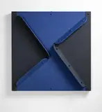 Édgar Negret, Laguna azul, 1990, Escultura en aluminio pintado.