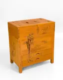 Mueble auxiliar, Madera de sándalo tallada a mano, Madera de sándalo tallada a mano