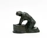 Lippy (Israel-Isaac) Lipshitz, Washer Woman, bronze with a green patina