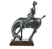Huntress by Olivia Musgrave, bronze with a verdigris patina, mounted on a wooden base, sold Jun 2015