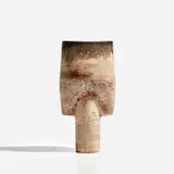 Hans Coper, "Spade" form, circa 1967, Stoneware, layered porcelain slips and engobes over a textured and incised body