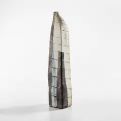 Gordon Baldwin, Tall bottle, 1992, Earthenware, painted slip