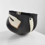 Gordon Baldwin, Bowl, 1986, Earthenware, painted slip