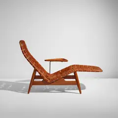 Arne Vodder, Chaise longue with integrated swivel tray, circa 1953, Teak, beech, leather, brass