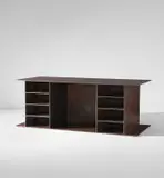 Bernar Venet, Desk