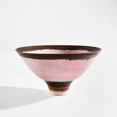 Footed bowl by Lucie Rie, circa 1978, Porcelain, inlaid pink radiating lines, turquoise and manganese bands, sold Dec 2021