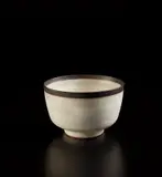 Lucie Rie, Footed bowl