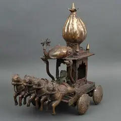 Carruaje, INDIA, SIGLO XX, Bronce, patinado en color marrón, con rodamientos
