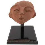 Carita sonriente by Juan Soriano, Escultura en terracota en base de metal, offered Sep 2023