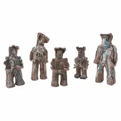 Familia de migrantes by Alejandro Santiago Ramírez, Esculturas en cerámica a la alta temperatura, offered May 2023