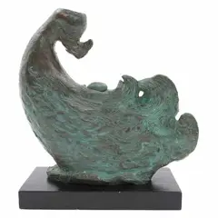 Untitled by Sofía Bassi, Escultura en bronce en base de madera, offered Apr 2023