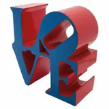 Robert Indiana, LOVE Blue, Escultura en polipiedra policromada 396 / 500, edición posterior de Editions Studio