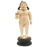 Deidad Infante, INDIA, PRINCIPIOS DEL SIGLO XX, Talla en marfil esgrafiado y entintado con base de madera