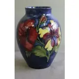 Moorcroft, Vase