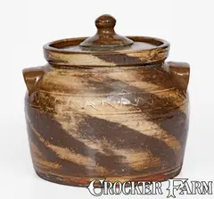 Reinhardt Bros, REINHARDT BROS. / VALE, N.C. Stoneware Swirl Bean Pot w/ Lid, circa 1930, circa 1930, Stoneware