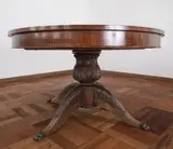 Mesa de comedor estilo inglés, Madera de caoba con patas de león terminadas en bronce., Madera de caoba con patas de león terminadas en bronce.
