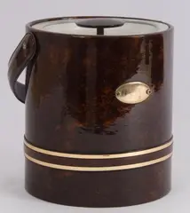 Firmada por George Briarol by Hielera vintage, Acrílico y metal dorado, sold Nov 2019