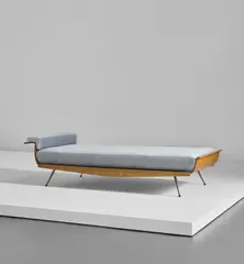 Carlo Ratti, Daybed, circa 1955, Birch plywood, fabric upholstery, brass