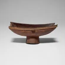 Papuan, Pedestal bowl, carved wood