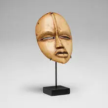 Dan, Passport mask, bone