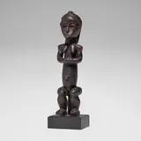 Fang, Ntumu reliquary guardian figure, carved wood