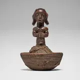 Fang, Reliquary guardian figure with basket, carved wood, plant fiber
