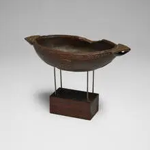 Boiken, Turtle bowl, carved wood