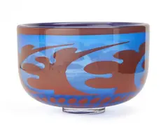 Gunnar Cyrén, Graal” clear glass bowl with inlaid patterns in reddish-brown and blue
