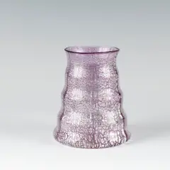 Leopold Bauer, Vase