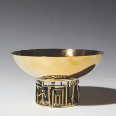 Centerpiece "Golfer by Hagenauer, sold Dec 2025