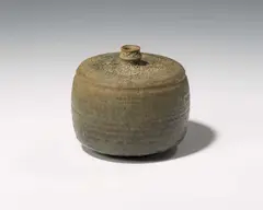 Vessel "Gefäß by Kurt Ohnsorg, sold Dec 2024