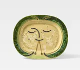 Pablo Picasso, Joueur de diaule, 1947, Ceramic plate. White clay with yellow, green and white engobe and scratched decor under yellow glaze; ceramic, Madoura edition