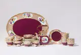 Meissen Royal Porcelain Manufactory, A rare Meissen porcelain tea service with bouquets of flowers