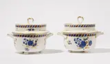 Porcelain Manufactory Frankenthal, A pair of Frankenthal porcelain ice buckets with lids