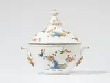 A large Meissen porcelain tureen and cover from a dinner service featuring a Hôô bird, rice straw and rocks by Meissen Royal Porcelain Manufactory, sold Nov 2025