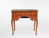 Abraham Roentgen, A desk from the workshop of Abraham Roentgen